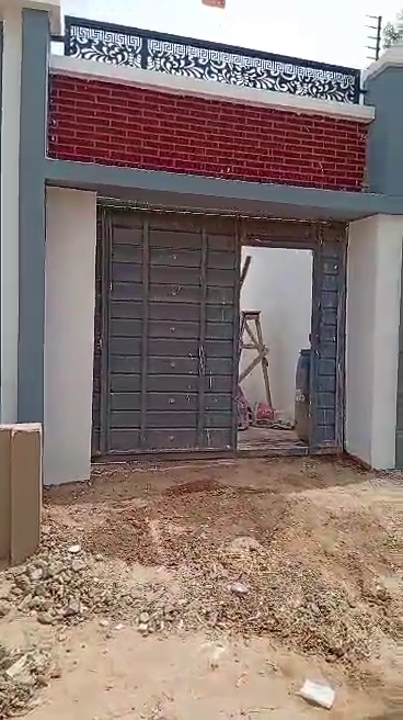 Three Bedroom for sale along Tourist lodge Katsina State going for only 32m