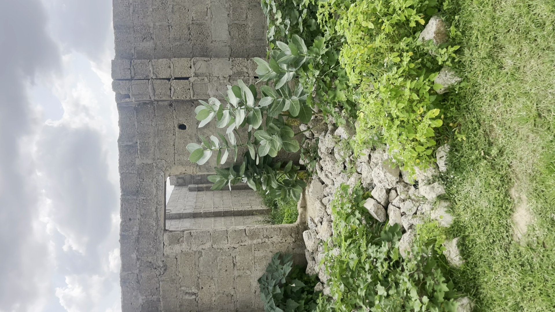 Uncompeleted  2 bedroom for sale on 35X100 plot in Goruba new extension going for only 9M