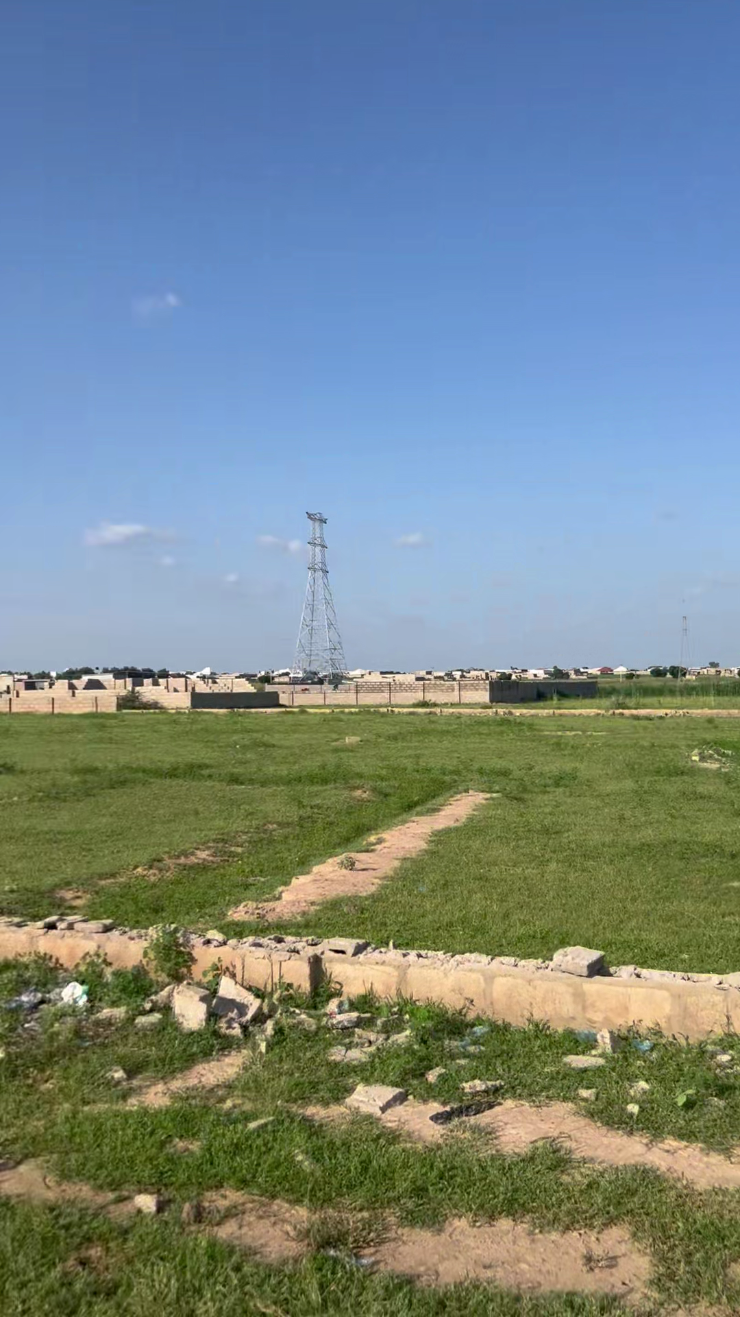 50 x 100 plot for sale at Nlc Quarters behind new continental park Katsina State going for only 6.5m