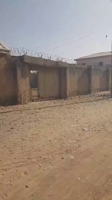 80 x 100 plot for sale at Layout, Near Mashaha Residence